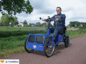 FoxiBikes is een bedrijf uit Putten, van o.a. de eigenaar van 355 Automotive, dat unieke, elektrisch ondersteunde stabiele vierwielige zitfietsen en ligfietsen bouwt.